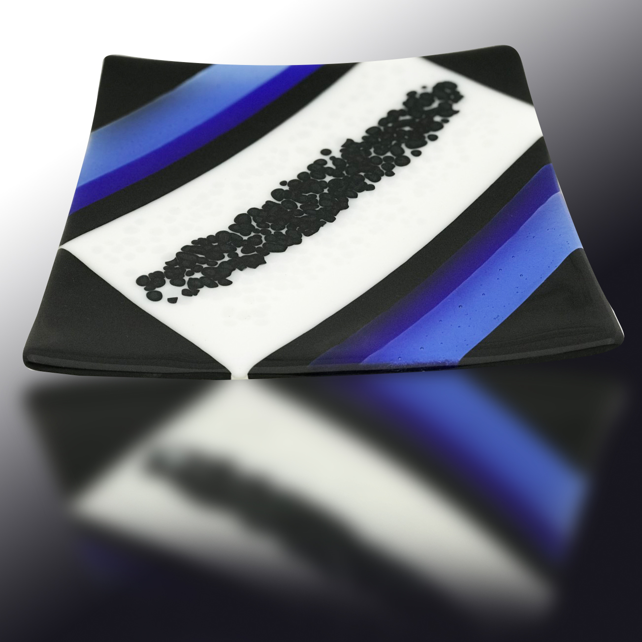 Designing Patterned Plate with Screen Printing - Image 12