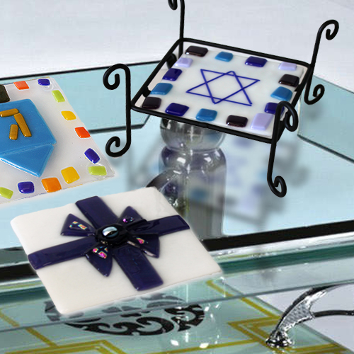 A Touch of "Holiday" Glass - Image 2