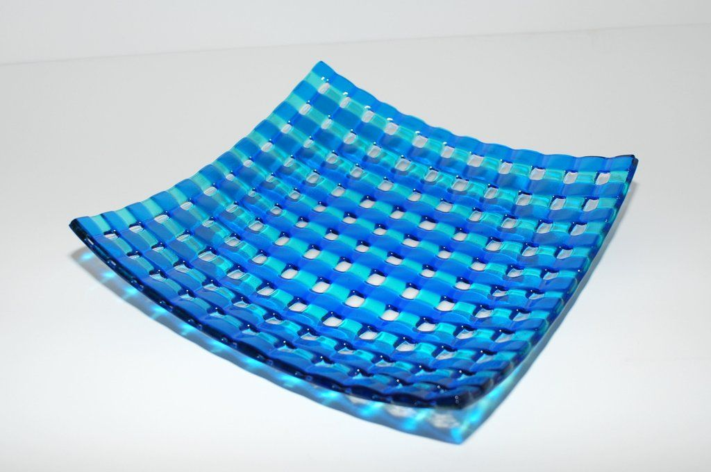 Crisscross Patterned Basket - Image 4