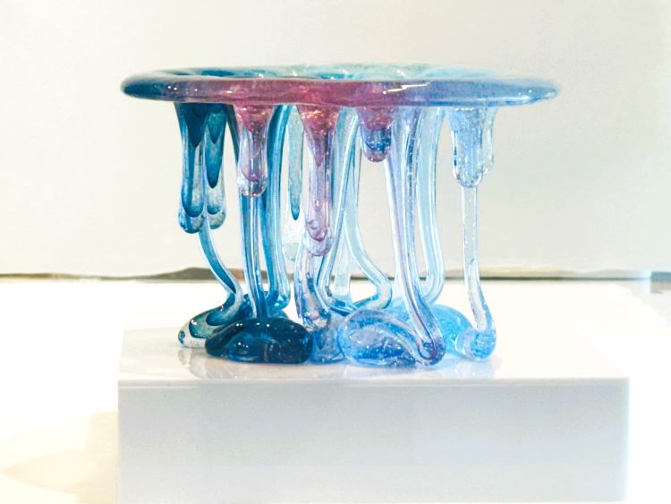 Dripping Glass Sculpture - Image 3