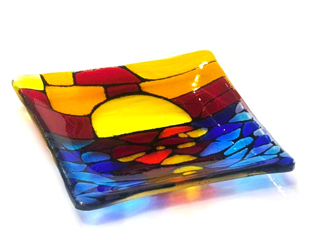 Mosaic in Motion – Fused Glass Workshop - Image 6