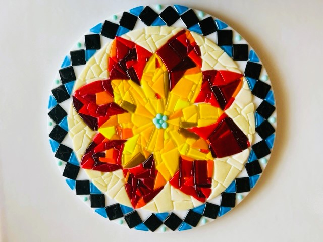 Mosaic Table - Image 6